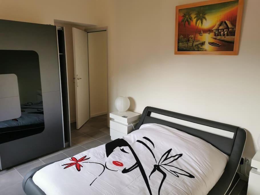3 Pieces Au Coeur Du Centre Historique De Grasse Apartment Екстериор снимка
